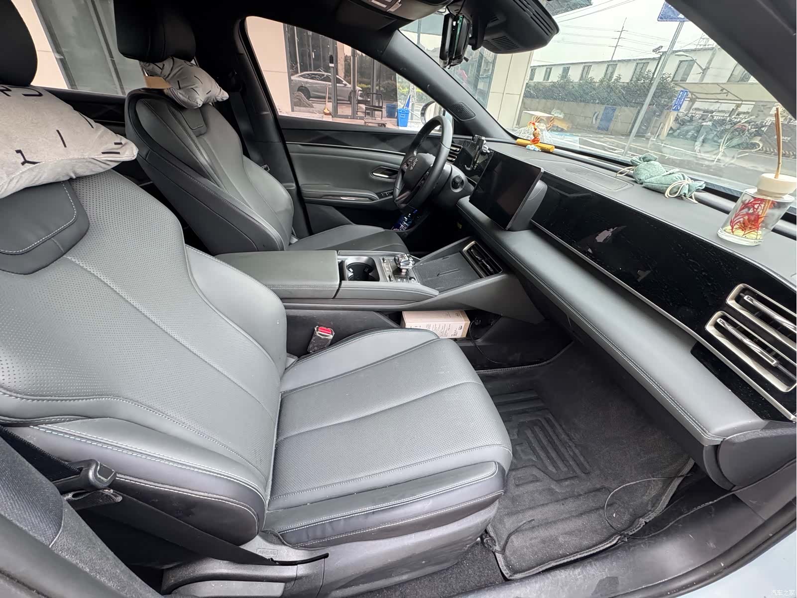BYD Qin, 2024 16