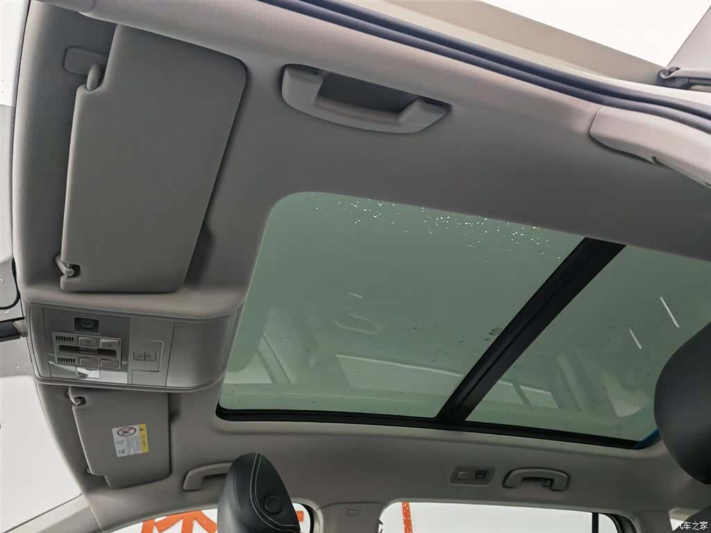 Volkswagen Tiguan L, 2022 14