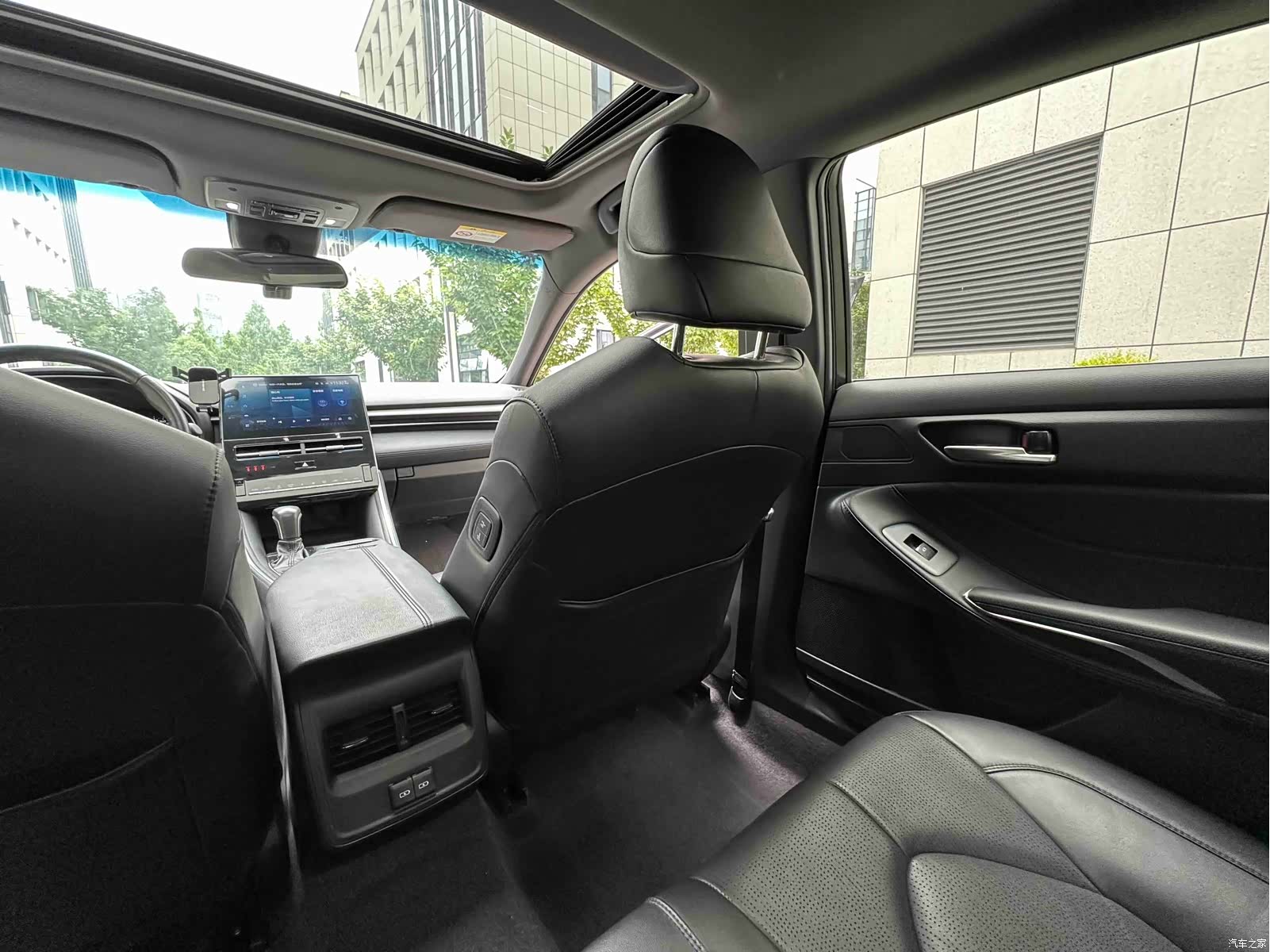 Toyota Avalon, 2022 16