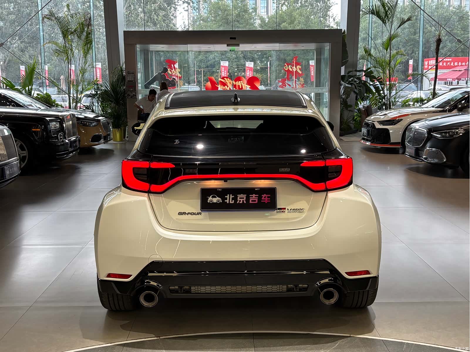 Toyota Yaris, 2026 6