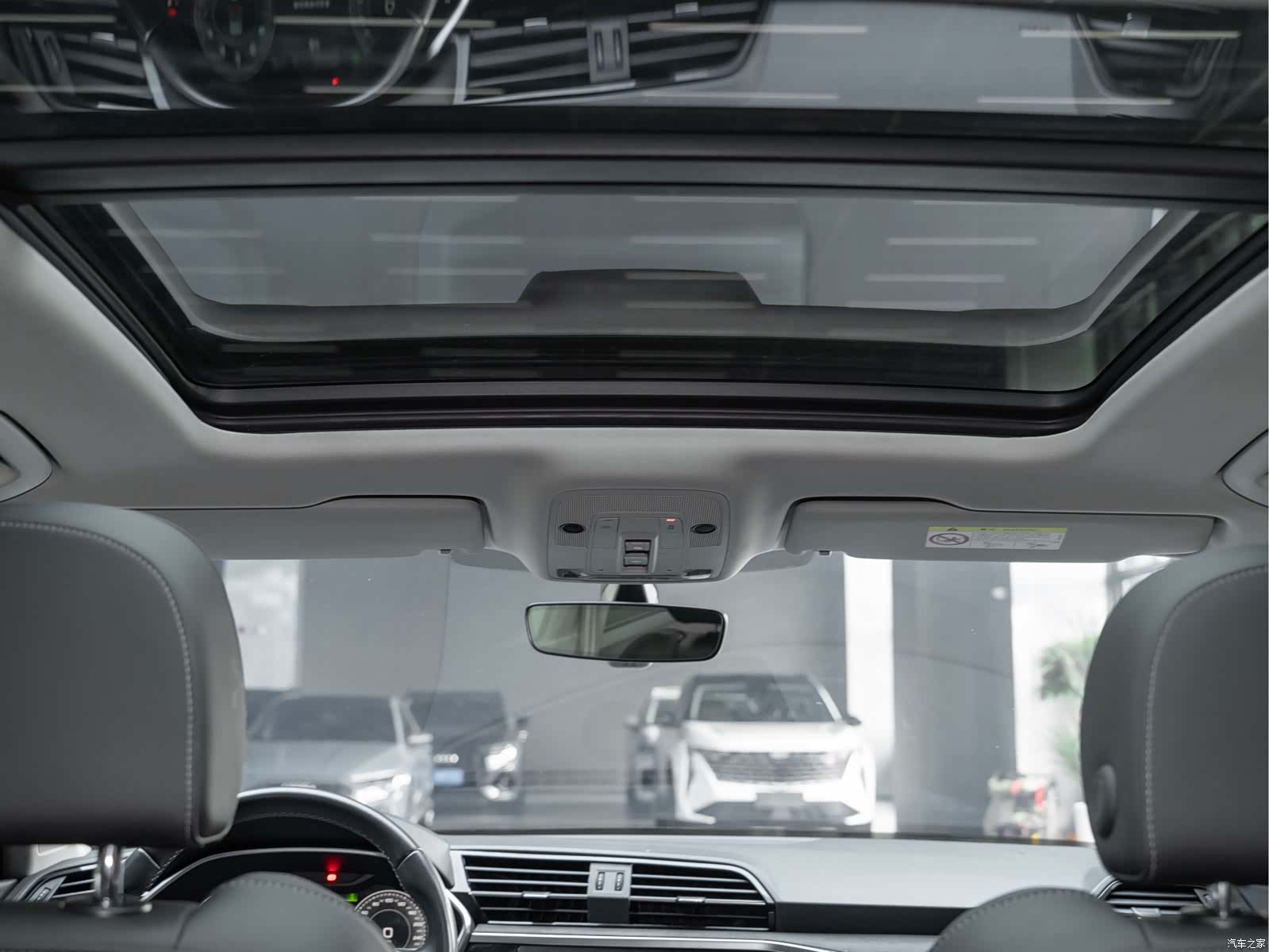 Audi Q3, 2023 16