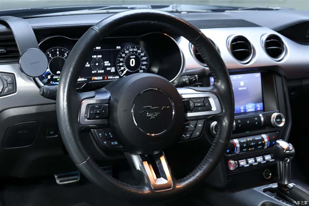 Ford Mustang, 2021 14