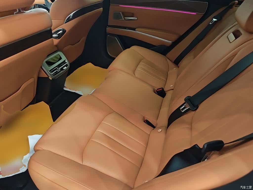 BYD Han, 2025 17