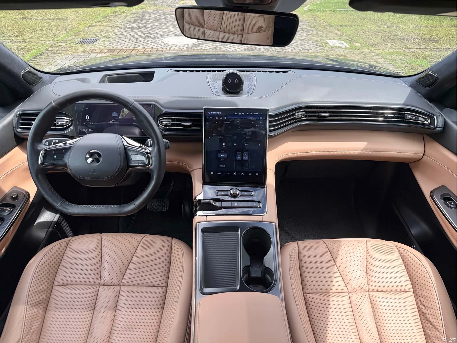 NIO ES8, 2020 6
