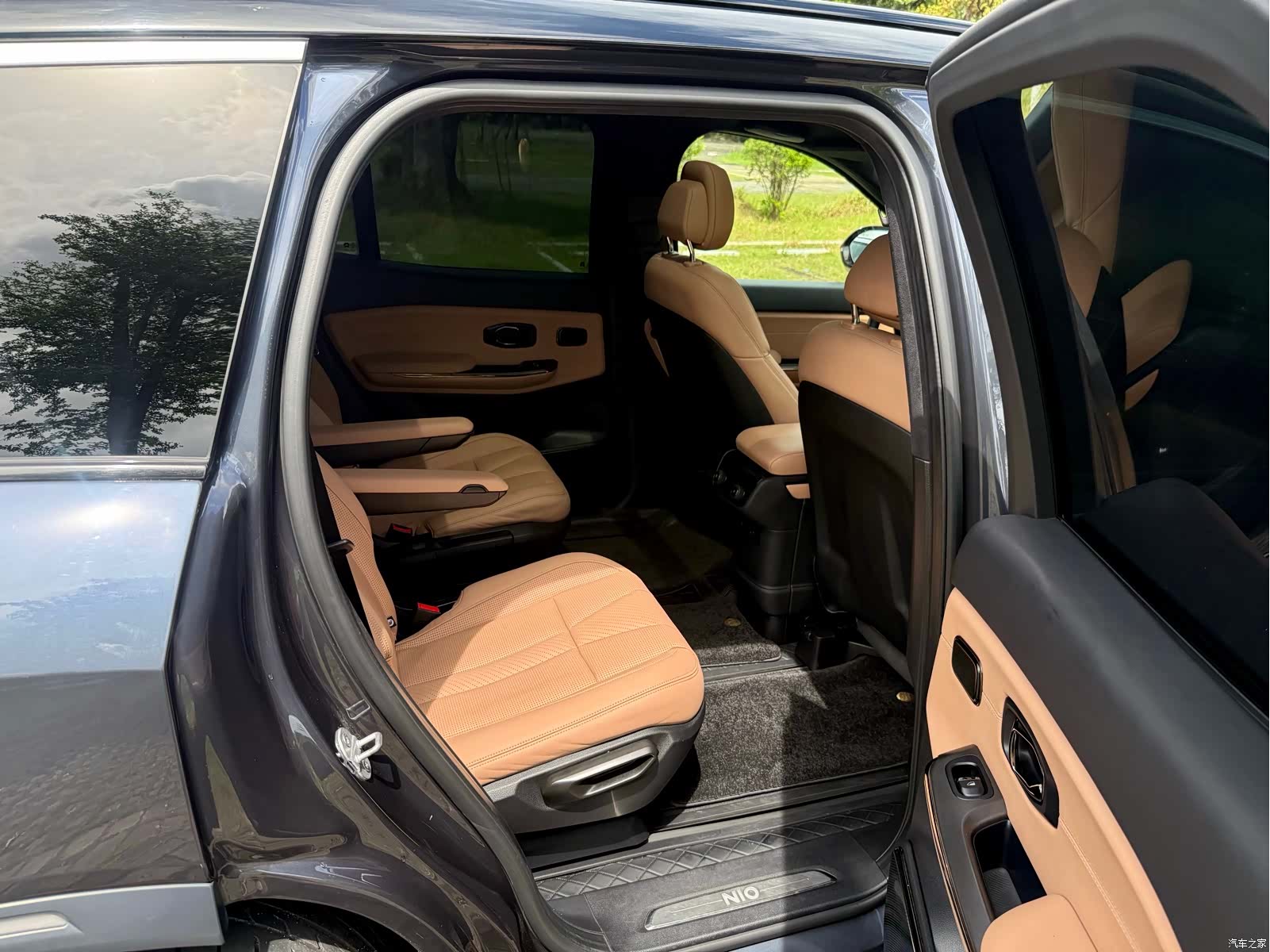 NIO ES8, 2020 11