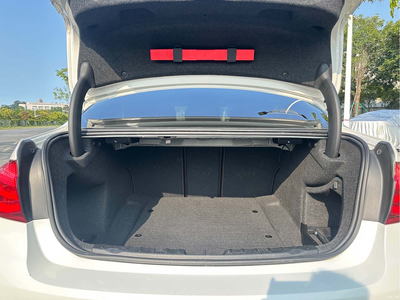 BMW 3 Series, 2018 7