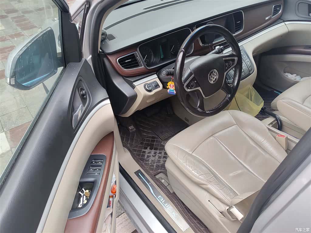 Buick GL8, 2016 14