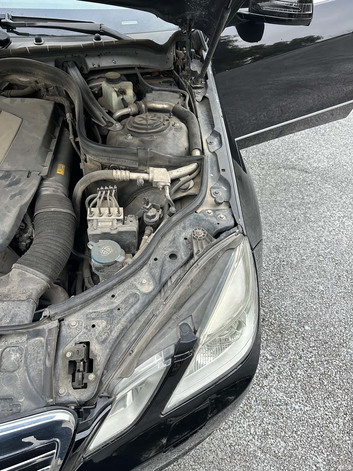 Mercedes-Benz E-Class, 2011 21