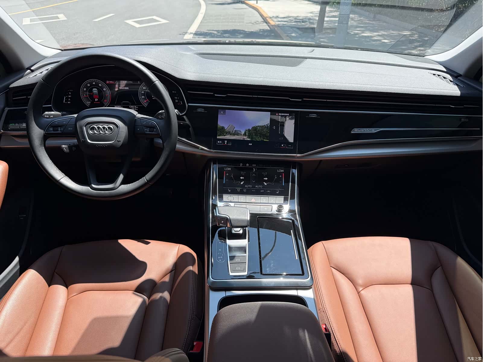 Audi Q7, 2024 8