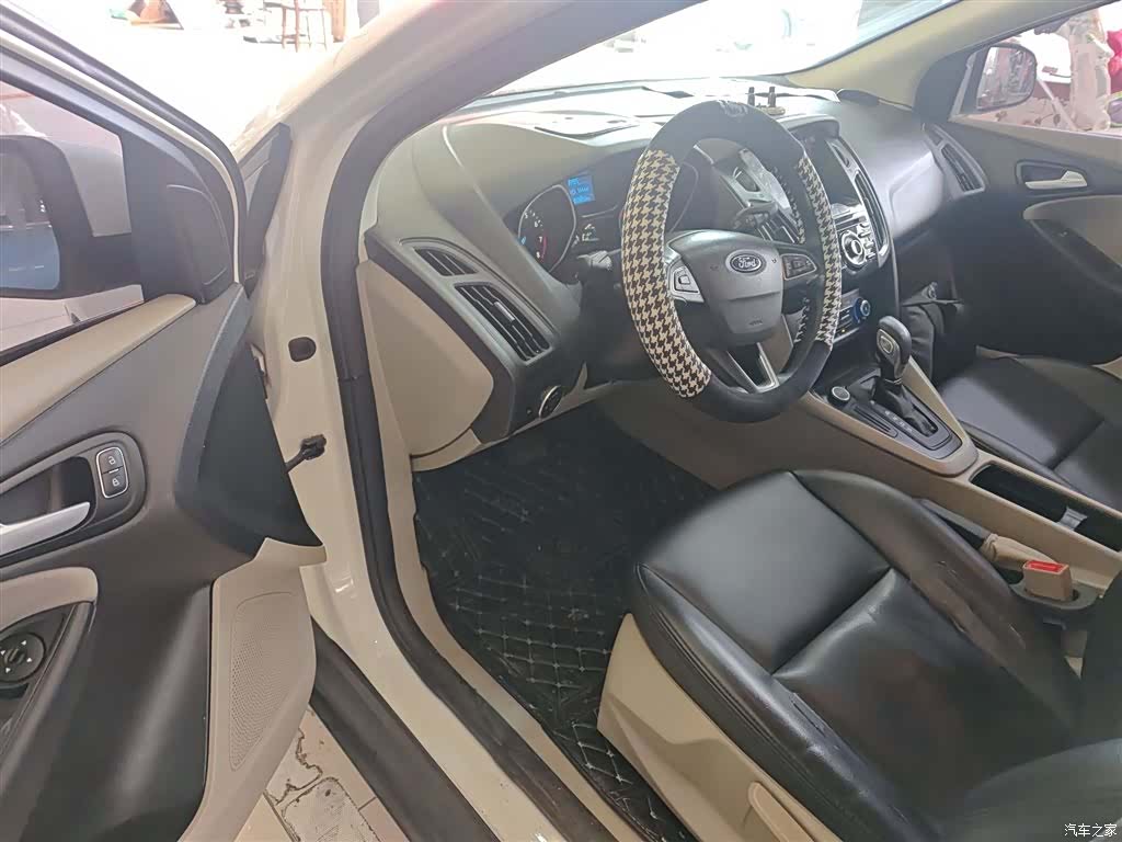 Ford Focus, 2017 16