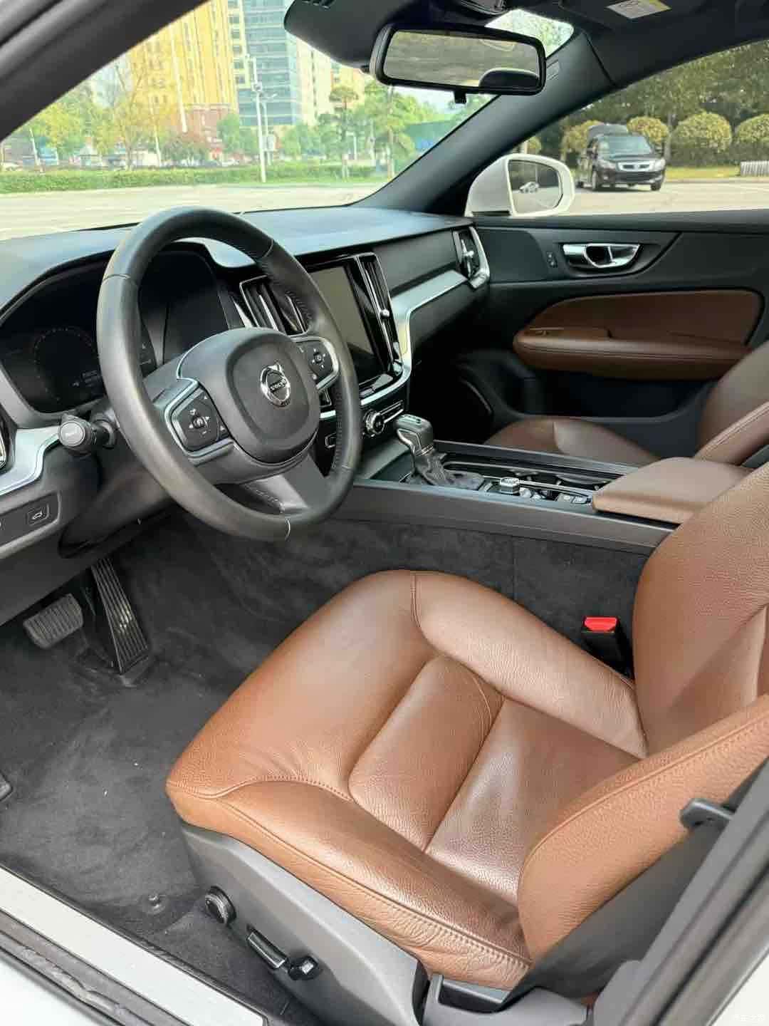 Volvo S60, 2023 3