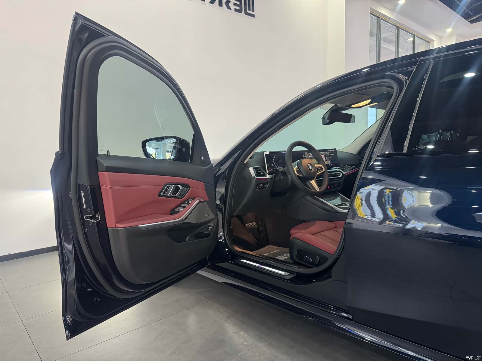 BMW 3 Series, 2024 11