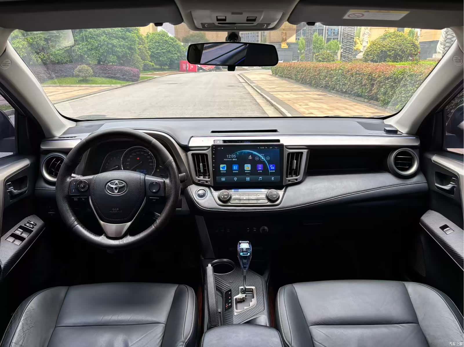 Toyota RAV4, 2014 8