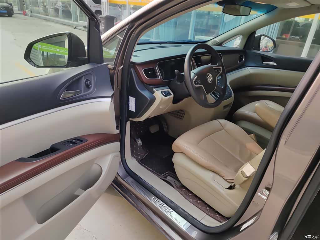 Buick GL8, 2018 16
