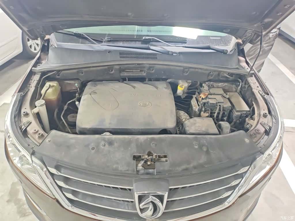 Wuling 560, 2017 20