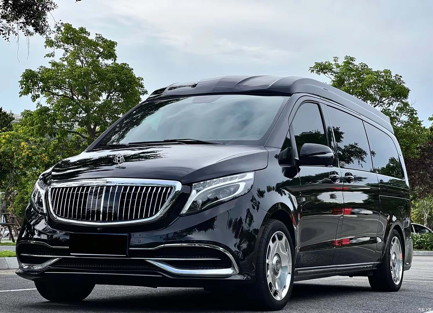 Mercedes-Benz V-Class, 2020 16