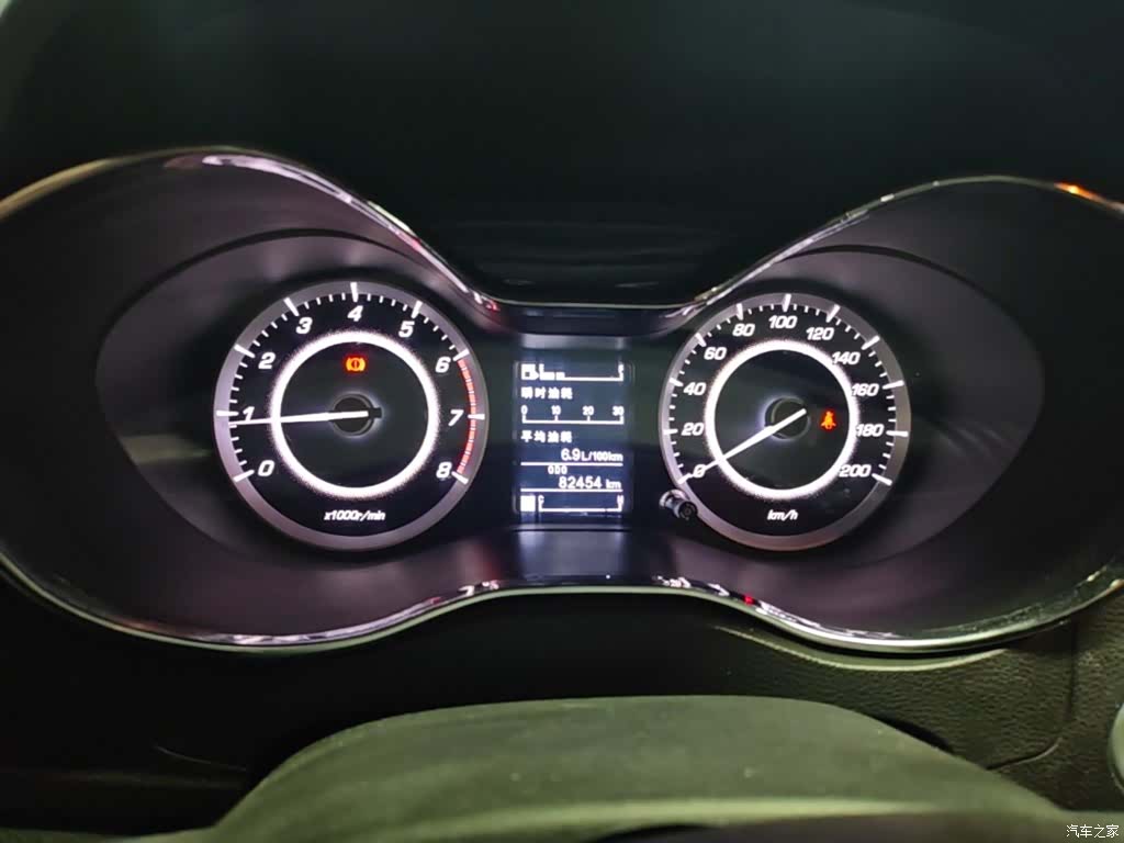 Wuling 560, 2017 12