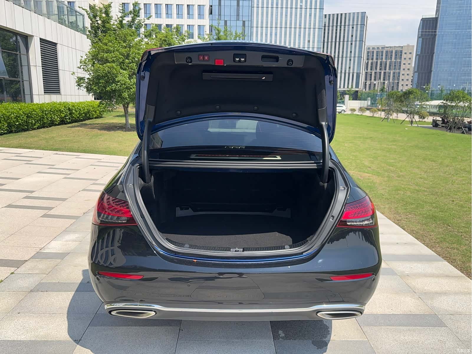 Mercedes-Benz E-Class, 2021 15