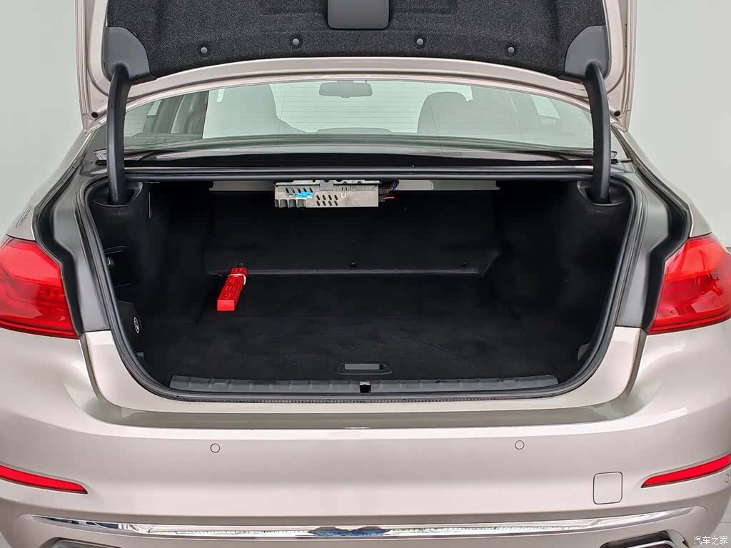 BMW 5 Series, 2018 16