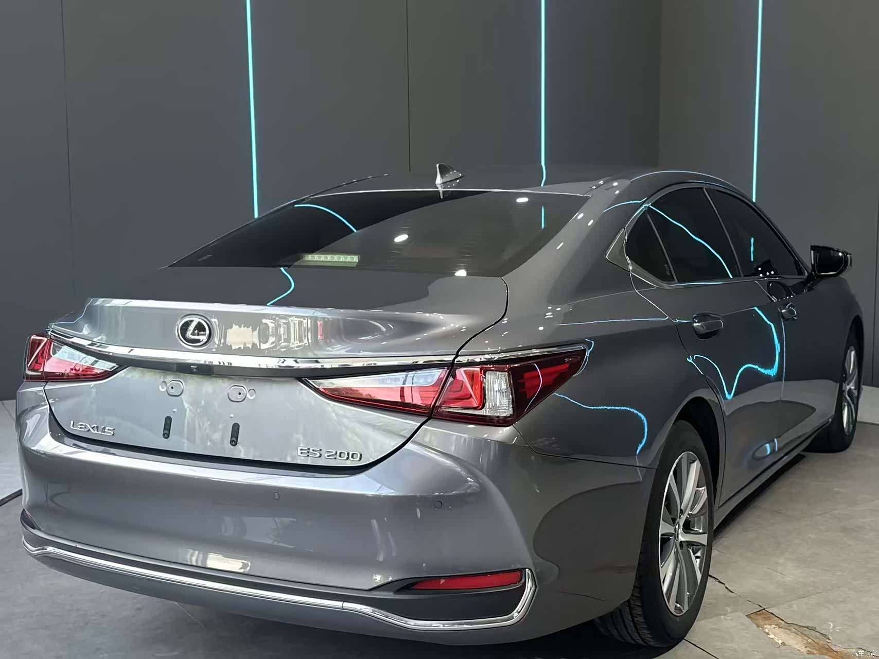 Lexus ES, 2021 6