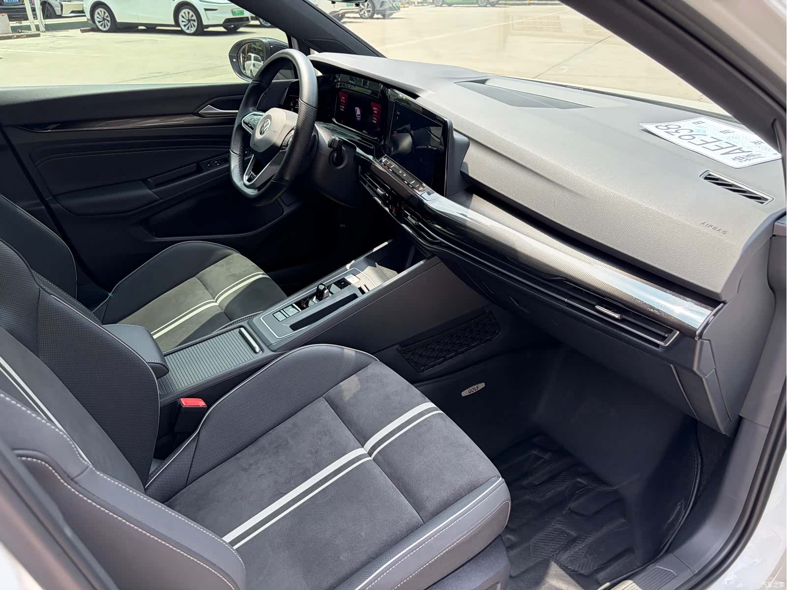 Volkswagen Golf, 2022 17