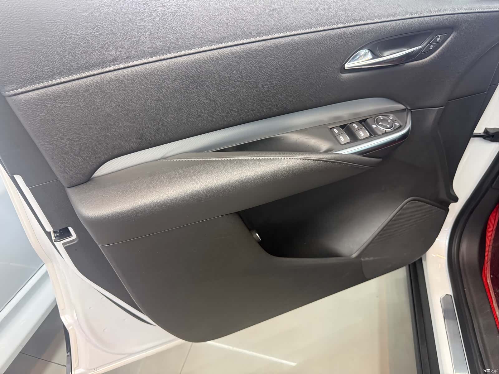 Cadillac XT4, 2021 12