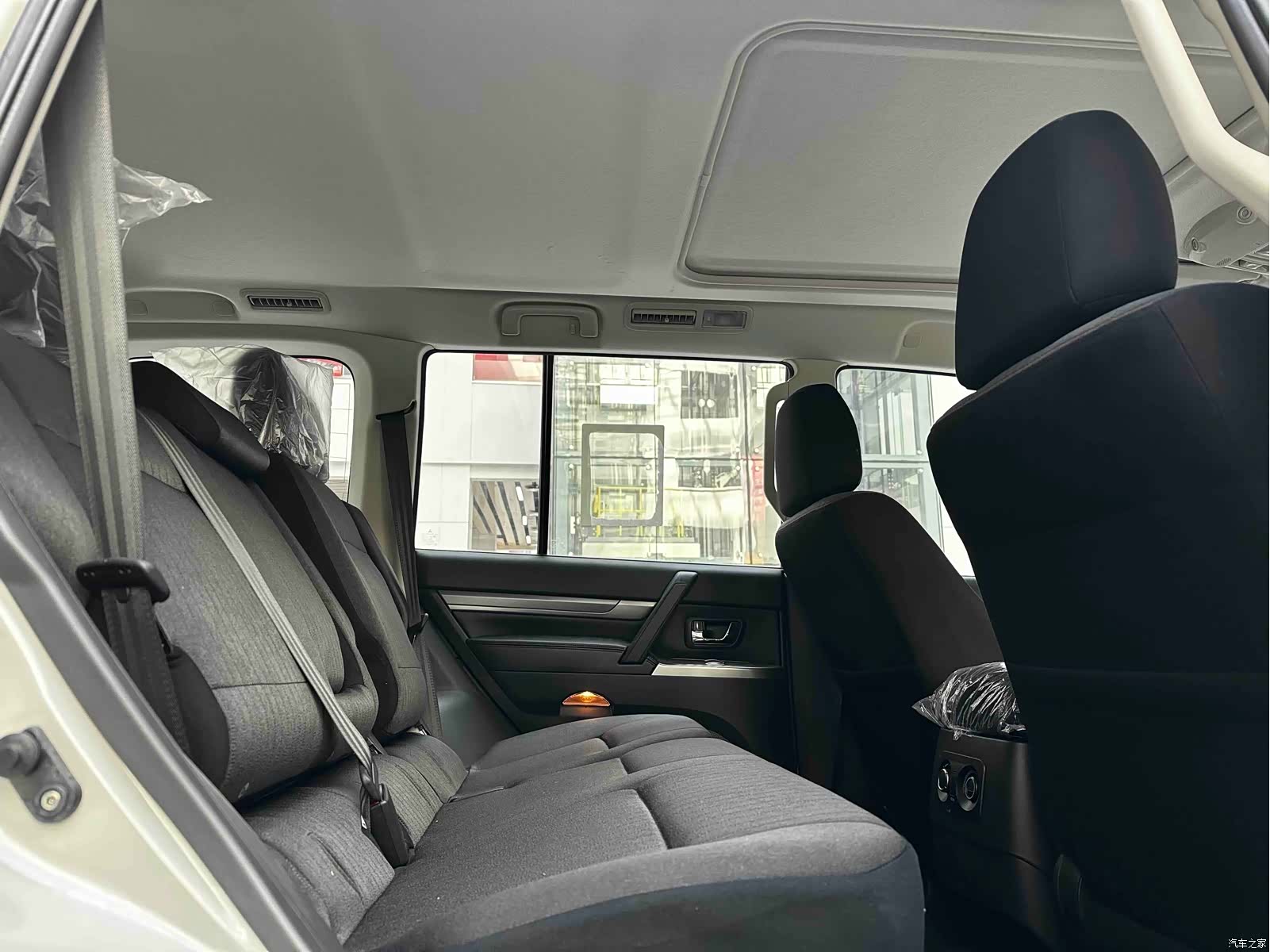 Mitsubishi Pajero, 2020 20