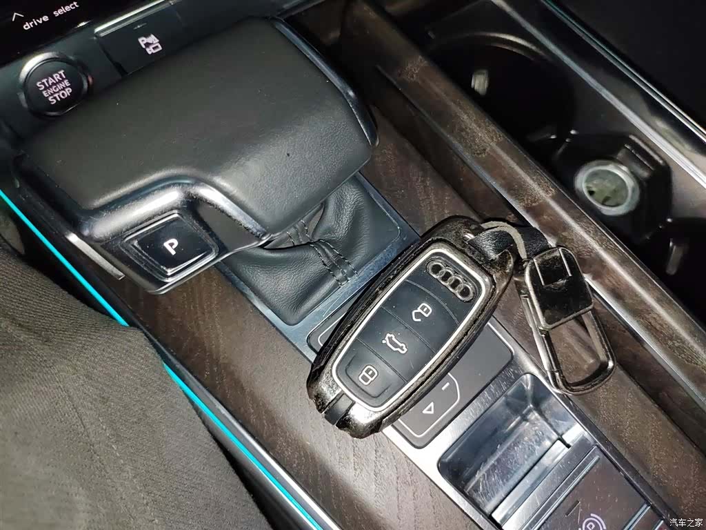 Audi A6L, 2019 9