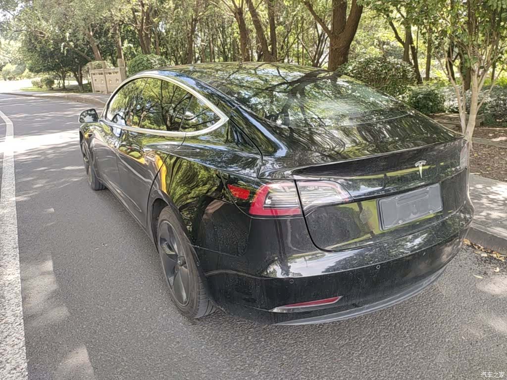 Tesla Model 3, 2019 все фото
