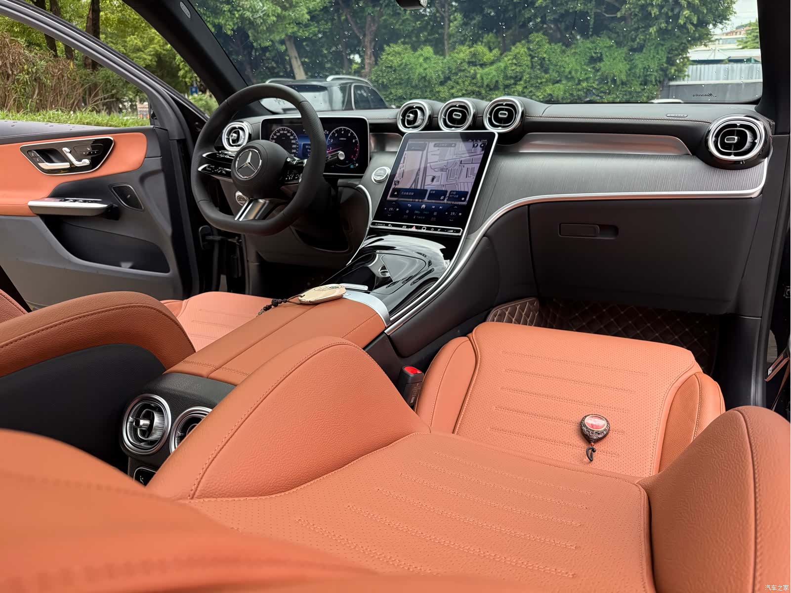 Mercedes-Benz GLC, 2023 19