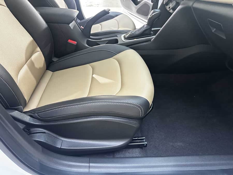 Chevrolet Corollo 2022, фото 22