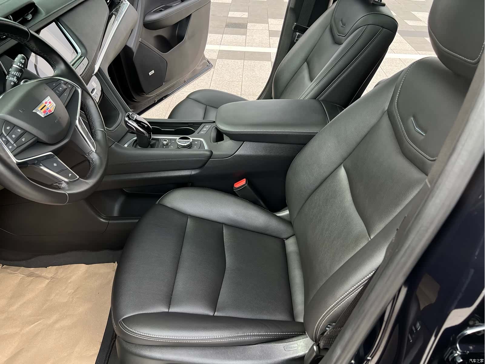 Cadillac XT5, 2022 22