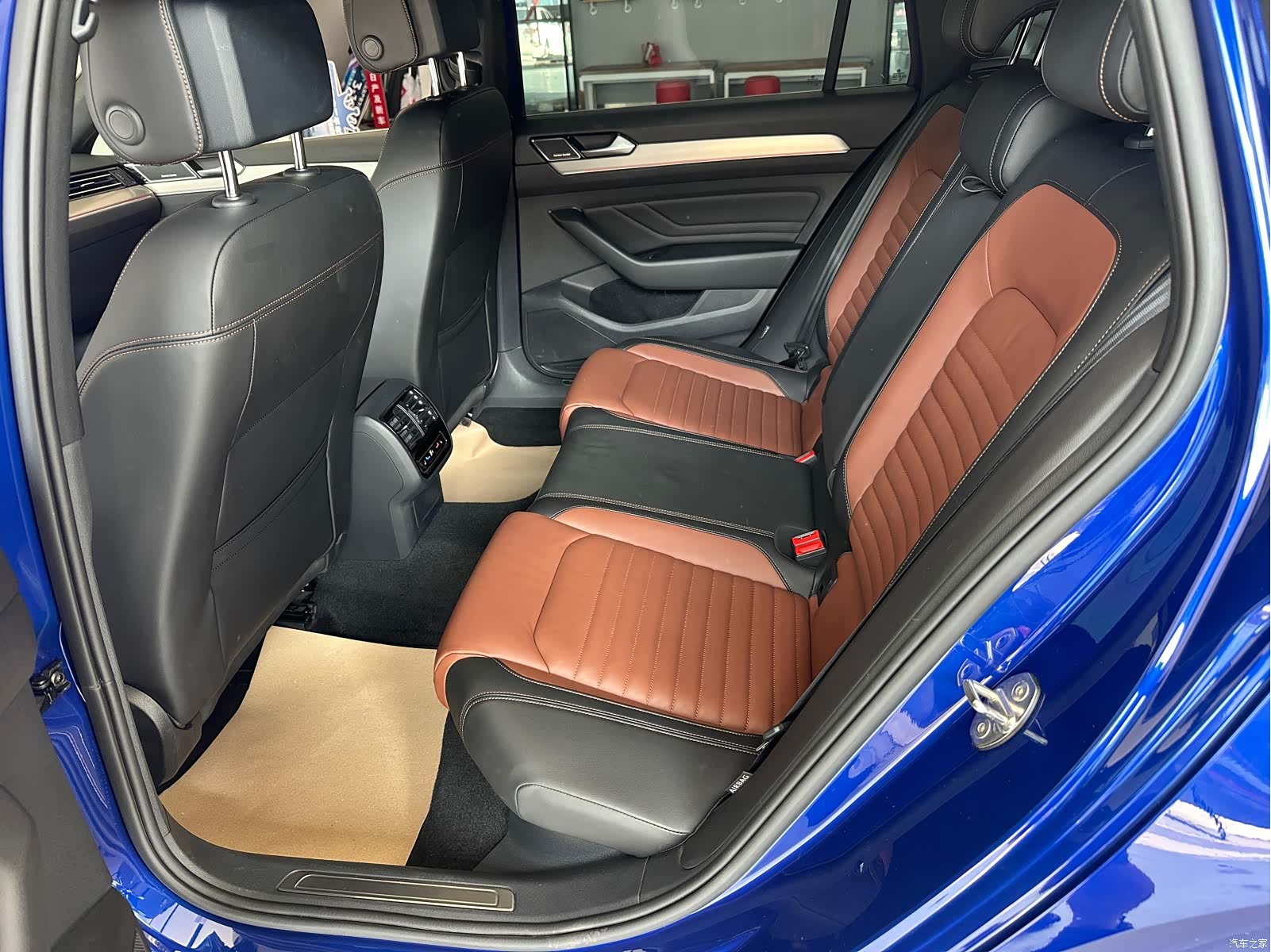 Volkswagen Variant, 2023 7