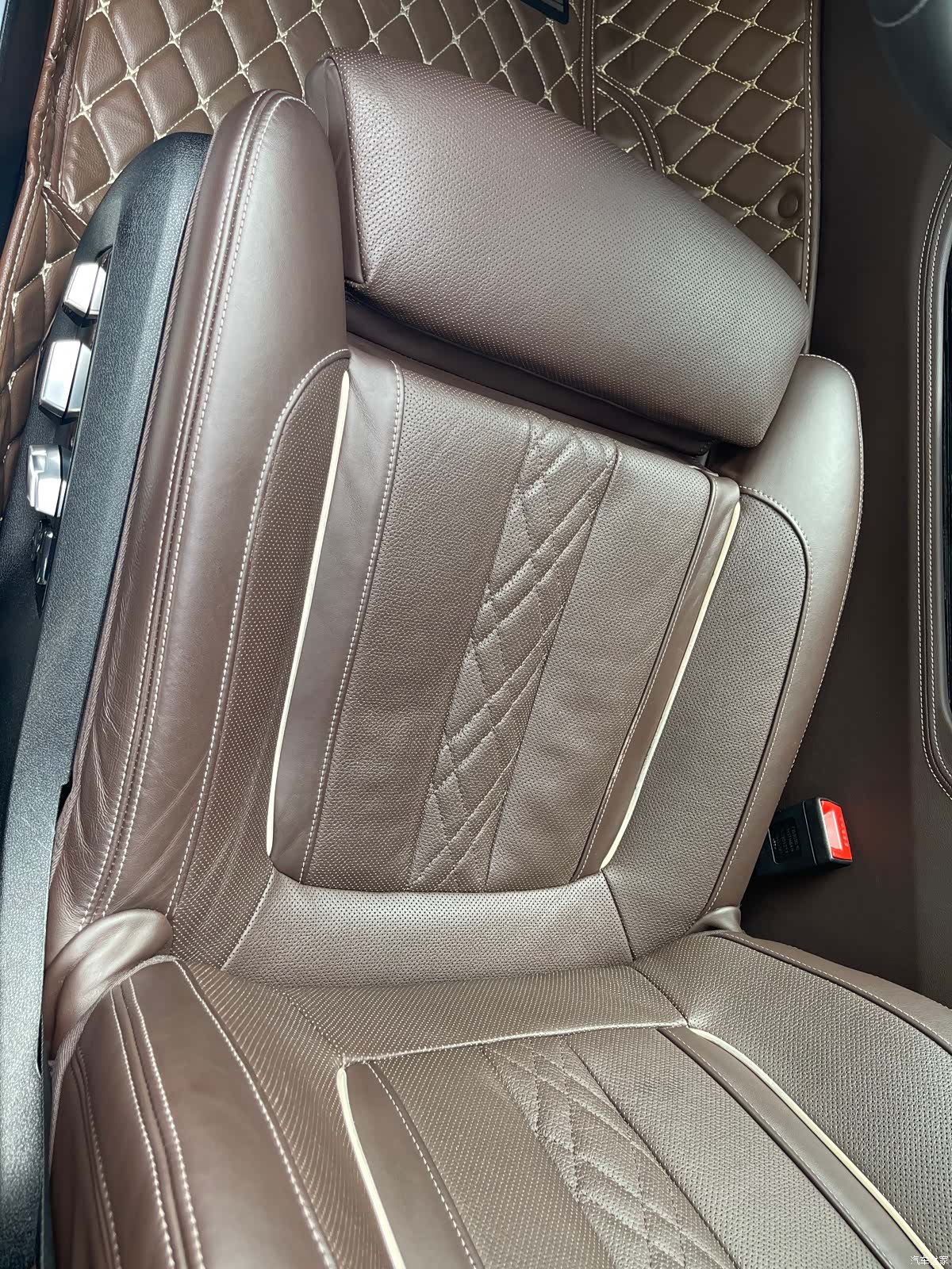 BMW 7 Series, 2021 24
