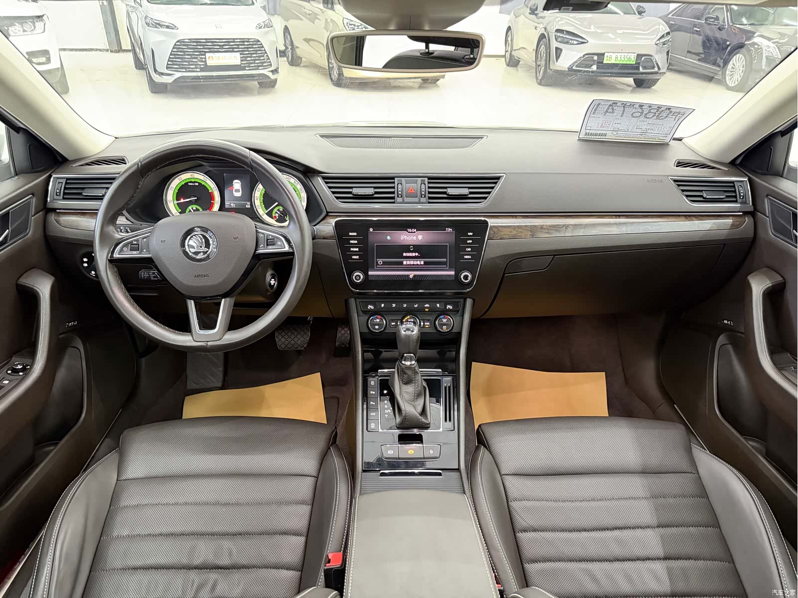 Skoda Superb, 2019 6