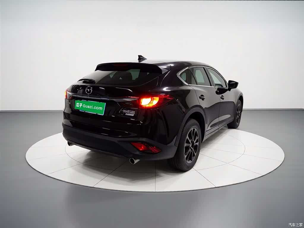 Mazda CX-4, 2018 все фото