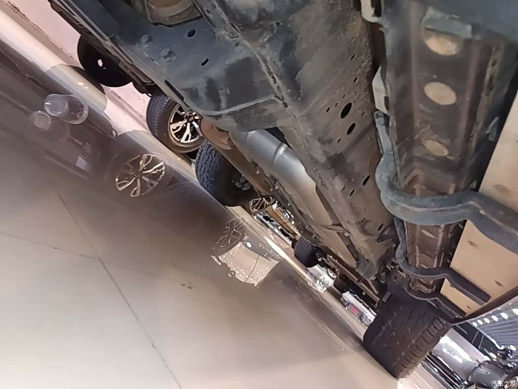 Tank 300, 2023 8