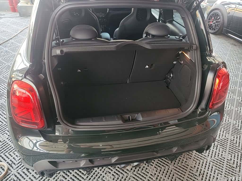 Mini Cooper, 2022 19