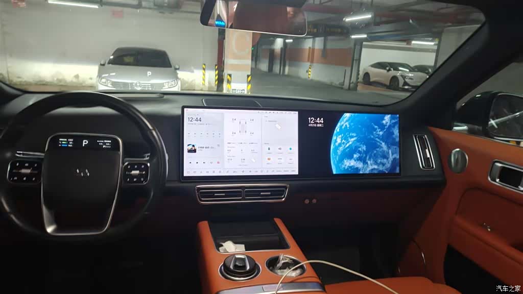 Li Auto L8, 2023 3