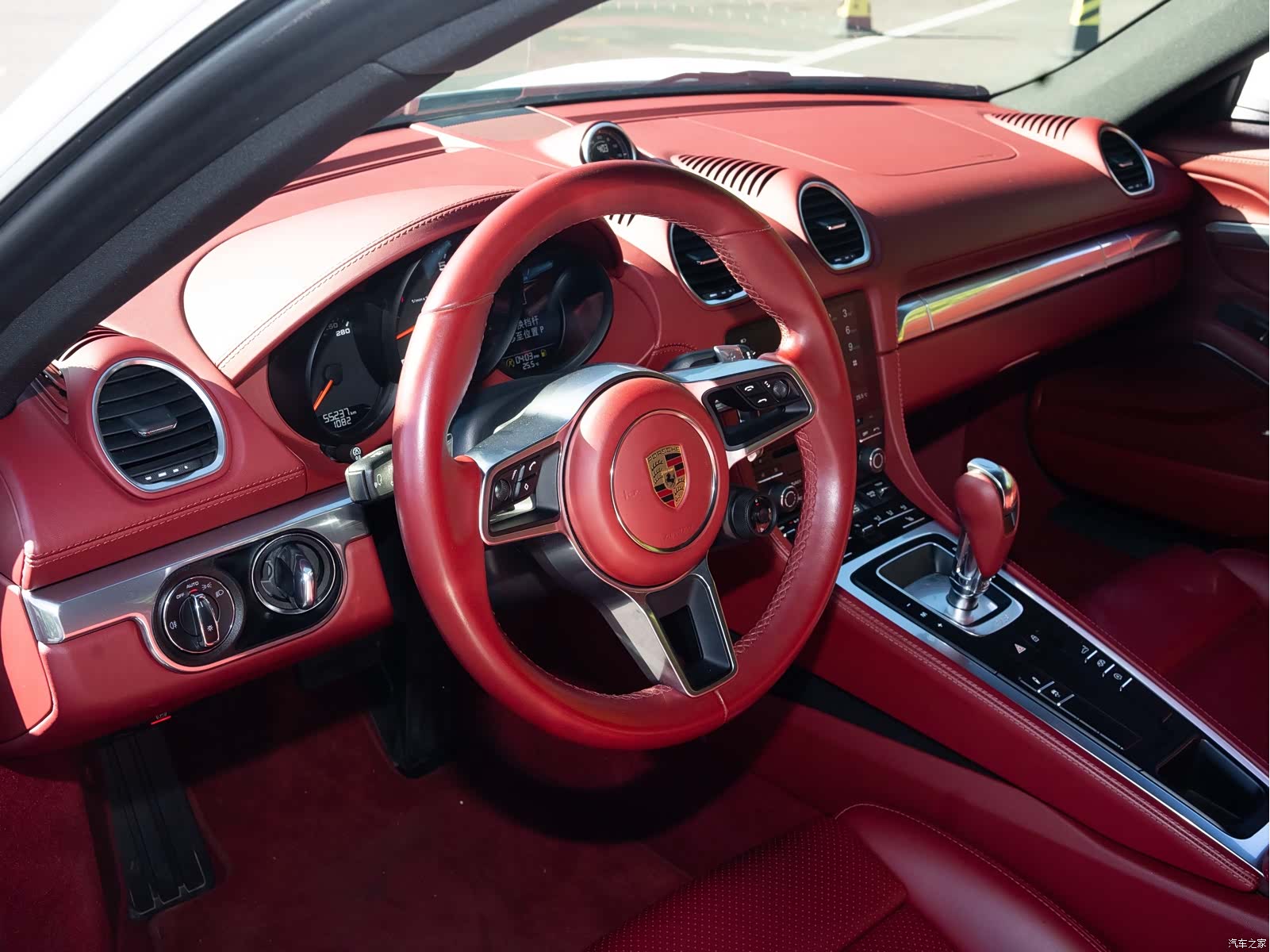 Porsche Cayman, 2022 8
