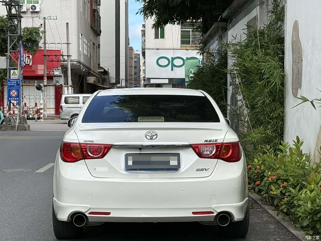 Toyota 2.5S, 2012 9