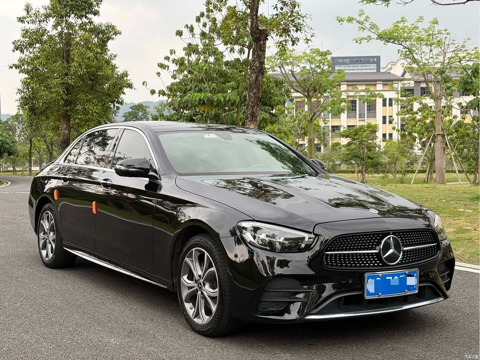 Mercedes-Benz E-Class, 2021 3