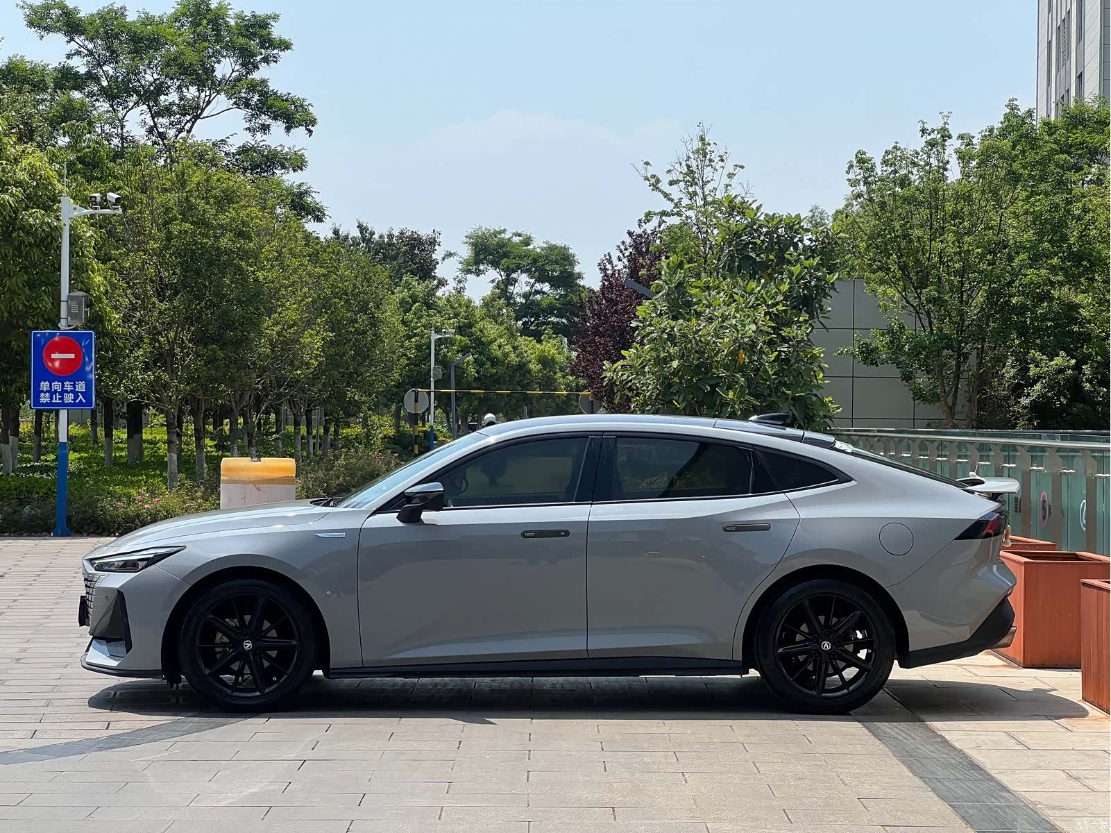 Changan UNI-V, 2022 17