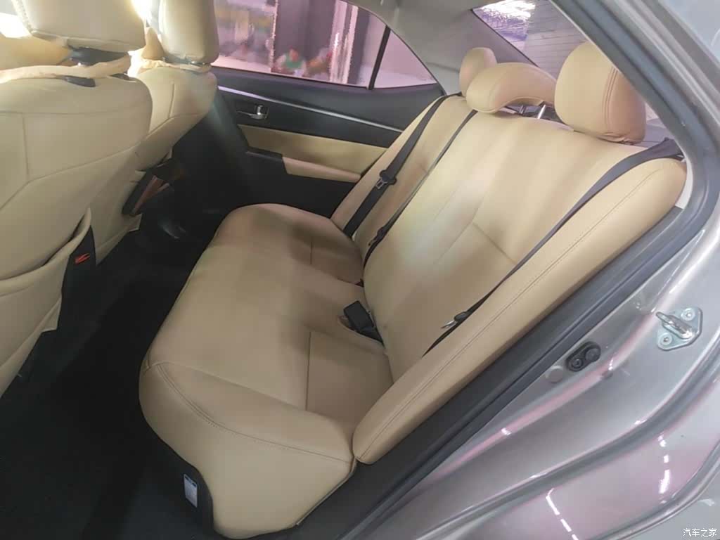 Toyota Corolla, 2018 17