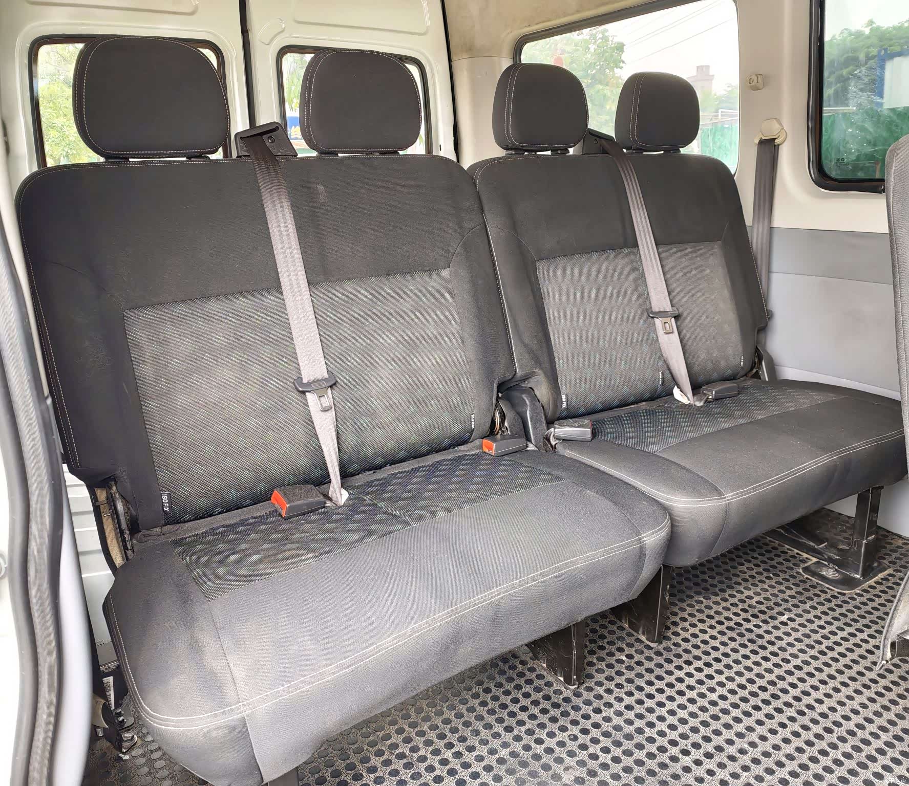 Maxus V80, 2022 17