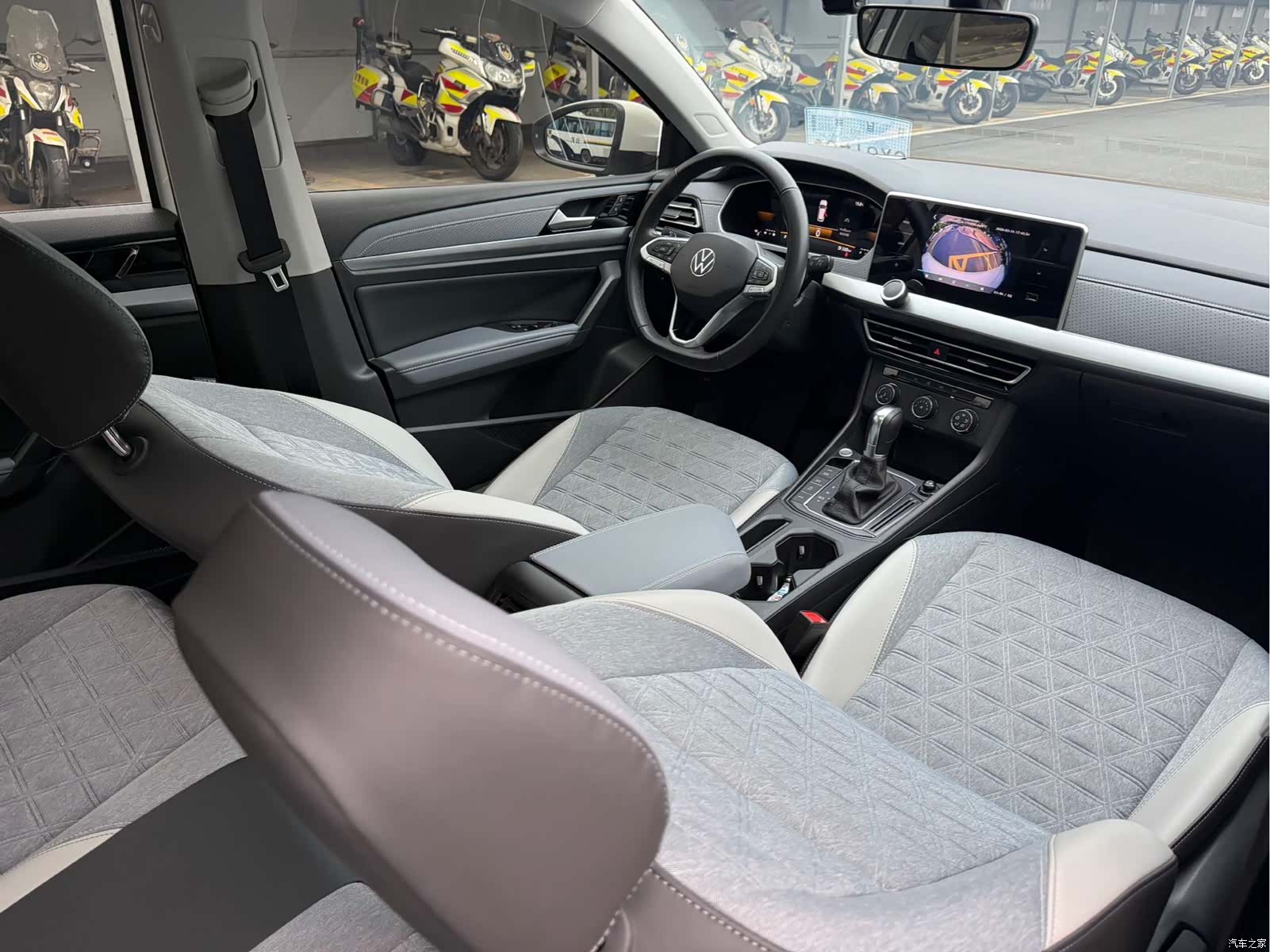 Volkswagen Lavida, 2022 10
