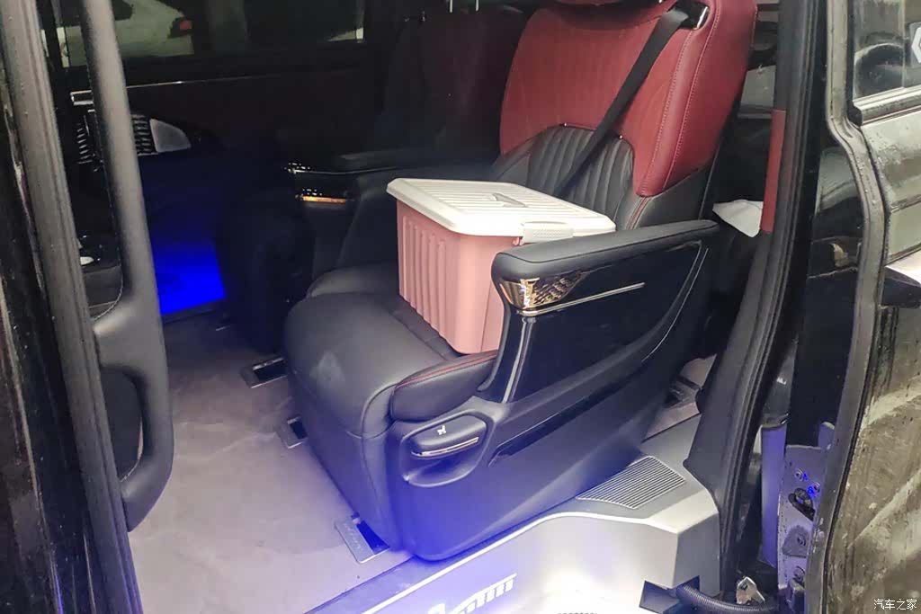 Trumpchi M8, 2025 11