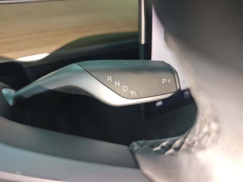 Tesla Model Y, 2021 14