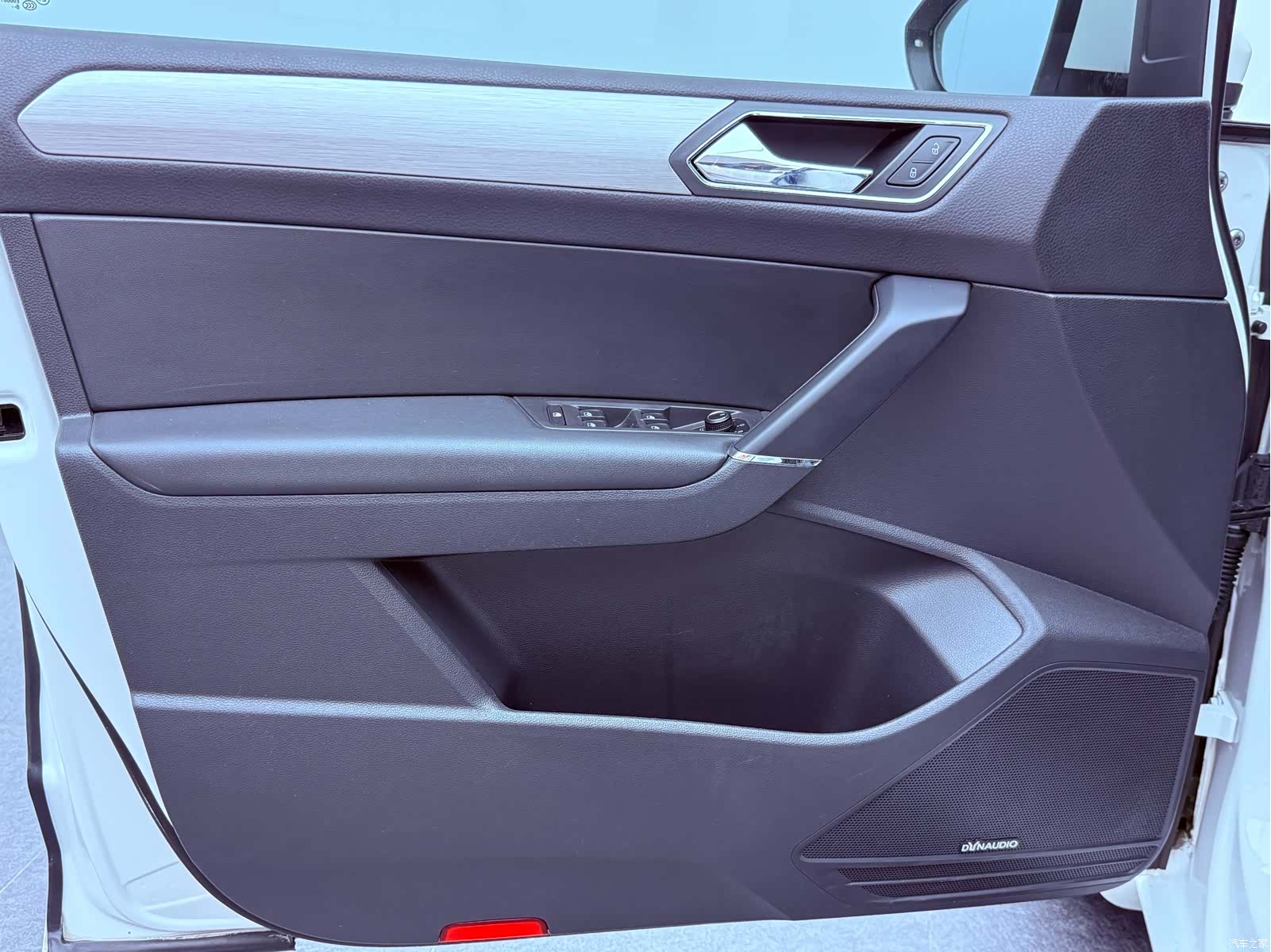 Volkswagen L, 2017 8