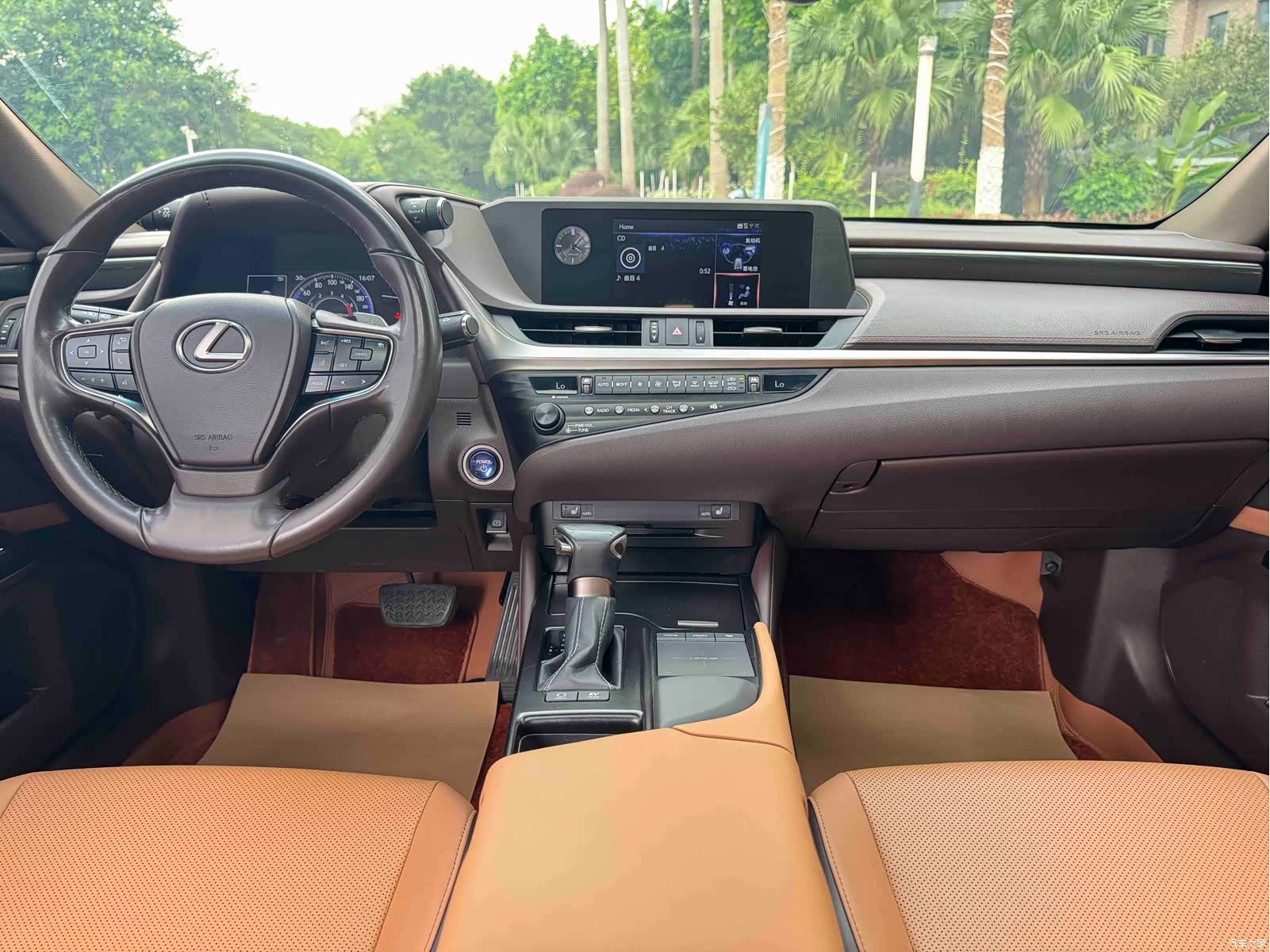 Lexus ES, 2020 10